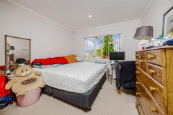 4 Ksenia Drive, Flat Bush, Manukau City, Auckland, 2019, New Zealand