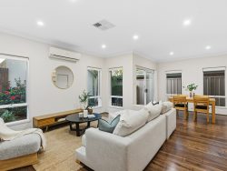 51 Kym St, Port Noarlunga South SA 5167, Australia