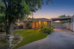 5 Lahiff Pl, Dunlop ACT 2615, Australia