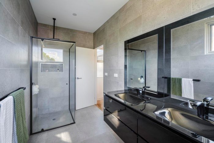 Unit 1/24 Lucille Ave, Reservoir VIC 3073, Australia