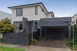 1/2A Jasmine St, Caulfield South VIC 3162, Australia