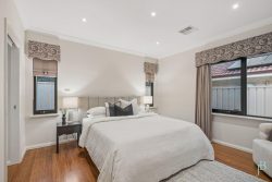 95 Todd Ave, Como WA 6152, Australia