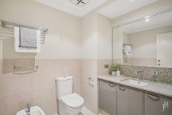 95 Todd Ave, Como WA 6152, Australia