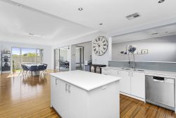 24 Silverwood St, Morley WA 6062, Australia