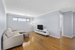 24 Silverwood St, Morley WA 6062, Australia