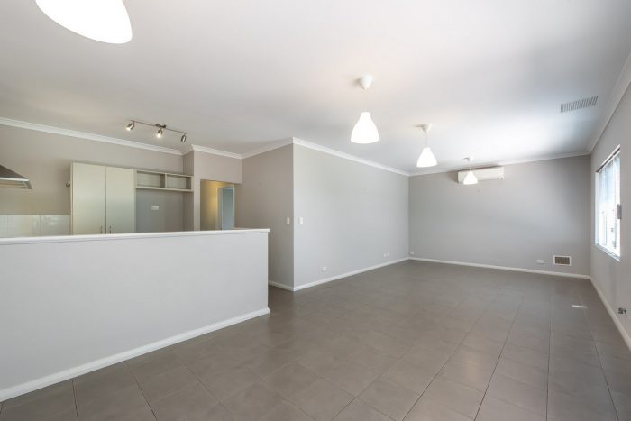 12 Maurice St, Embleton WA 6062, Australia
