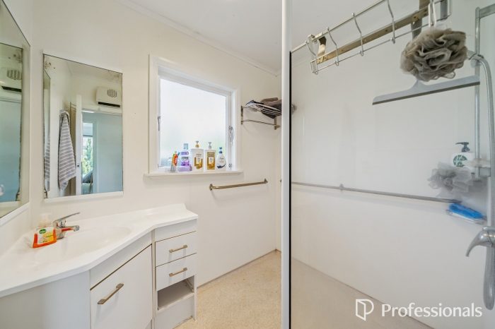 9 Peel Place, Wainuiomata, Lower Hutt, Wellington, 5014, New Zealand