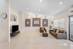 45 Ashdown St, Sunnybank Hills QLD 4109, Australia