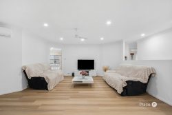 47 Lancaster Cct, Stretton QLD 4116, Australia