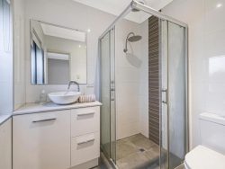 335 A Coode St, Dianella WA 6059, Australia