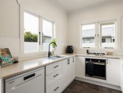 6 Rata Street, Maeroa, Hamilton, Waikato, 3200, New Zealand