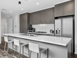 28 Royal Parade, Moana SA 5169, Australia