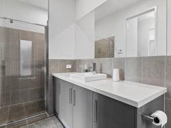 28 Royal Parade, Moana SA 5169, Australia