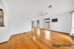49 Mossfiel Dr, Hoppers Crossing VIC 3029, Australia