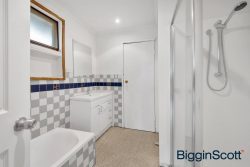 49 Mossfiel Dr, Hoppers Crossing VIC 3029, Australia