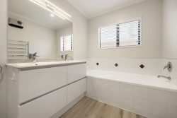 15 Strathconnan Court, Rototuna, Hamilton, Waikato, 3210, New Zealand