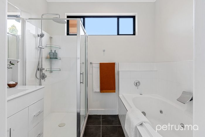 45 Tanundal St, Howrah TAS 7018, Australia