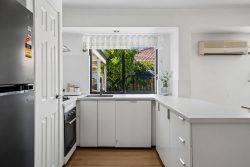 7 MacKay Pl, Cooloongup WA 6168, Australia