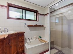 17 Virginia Dr, Morphett Vale SA 5162, Australia