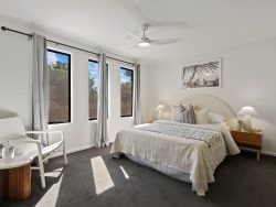 18A Gerard St, Christie Downs SA 5164, Australia