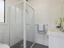 18A Gerard St, Christie Downs SA 5164, Australia