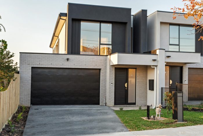 7 Hill View Parade, Templestowe Lower VIC 3107, Australia