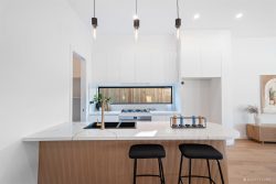 7 Hill View Parade, Templestowe Lower VIC 3107, Australia