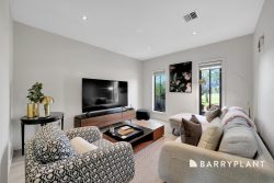 12 Atlas Walk, Point Cook VIC 3030, Australia