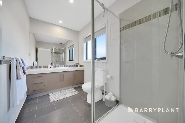 12 Atlas Walk, Point Cook VIC 3030, Australia