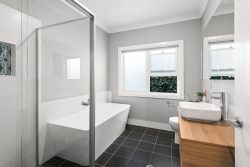 17 Ayrshire Parade, Bowral NSW 2576, Australia