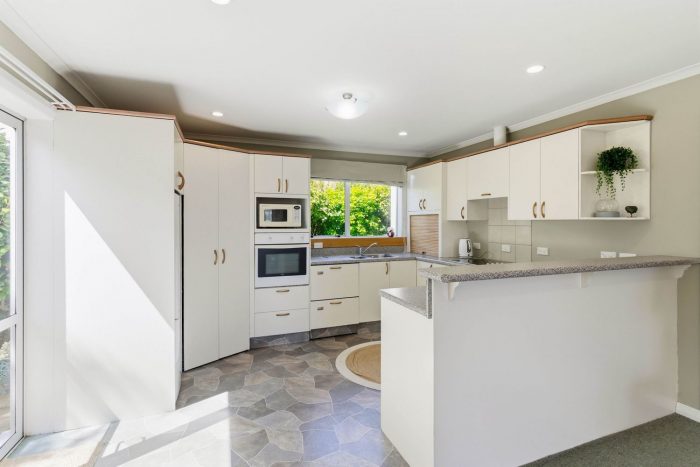 19 Beta Street, Belleknowes, Dunedin, Otago, 9011, New Zealand