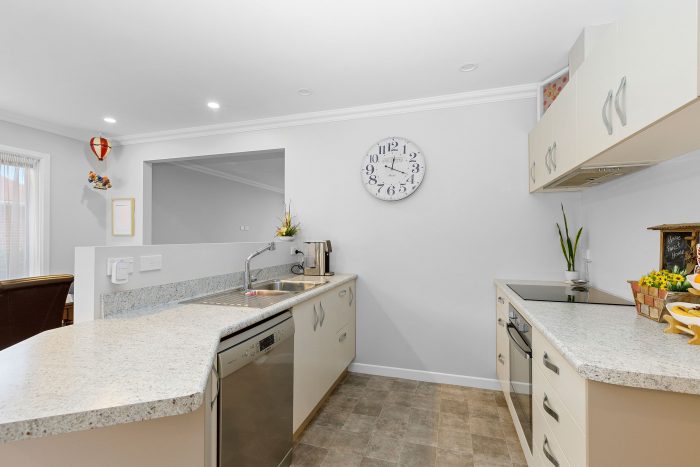 51 Bonnie Glen Crescent, Ebdentown, Upper Hutt, Wellington, 5018, New Zealand