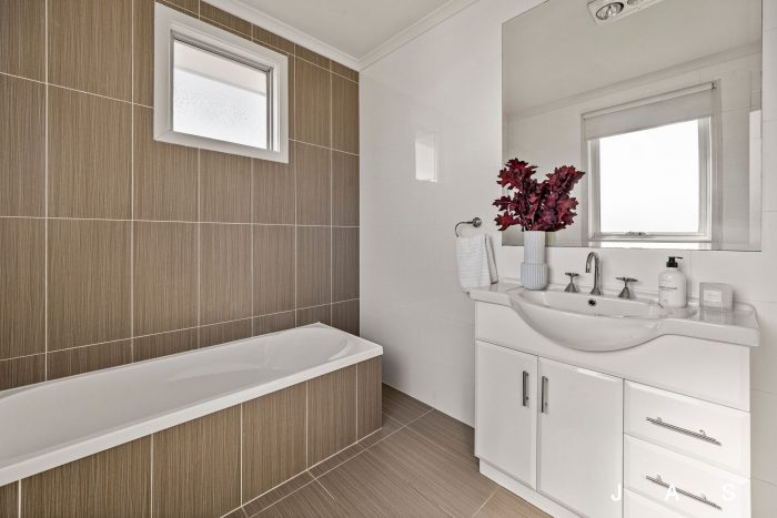 16 Burns St, Yarraville VIC 3013, Australia