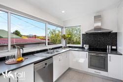 2 Carlton St, Lenah Valley TAS 7008, Australia