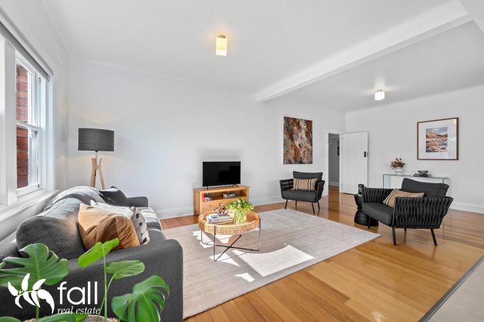 2 Carlton St, Lenah Valley TAS 7008, Australia