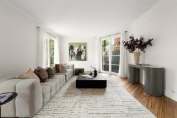 24 Codrington St, Sandringham VIC 3191, Australia