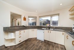 1/358 College Street, West End, Palmerston North, Manawatu / Whanganui, 4410, New Zealand