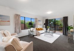 32 Davington Way, Burswood, Manukau City, Auckland, 2013, New Zealand