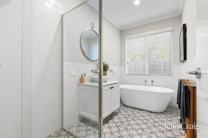13 Dell Bvd, Fyansford VIC 3218, Australia