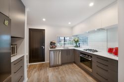 11 Doug Jensen Street, Wallaceville, Upper Hutt, Wellington, 5018, New Zealand