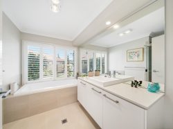 9 Duncan Ct, Mango Hill QLD 4509, Australia