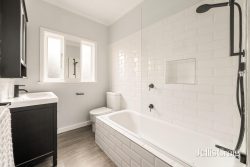 20 Elliott St, Cheltenham VIC 3192, Australia