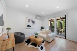 Unit 2/2 Eyre Ct, Templestowe Lower VIC 3107, Australia