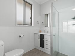 7 Fathom Cres, Seaford Meadows SA 5169, Australia