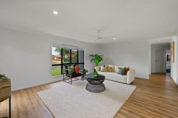 11 Royal Blvd, Glenella QLD 4740, Australia