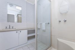 Unit 4/110 Griffiths St, Port Fairy VIC 3284, Australia