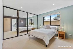 5 Harbour Dr, Broulee NSW 2537, Australia