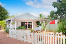 12 Lenamont Ct, Dunsborough WA 6281, Australia