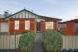 Unit 1/25 Hope St, Spotswood VIC 3015, Australia