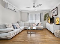 5/340 Hume St, Centenary Heights QLD 4350, Australia